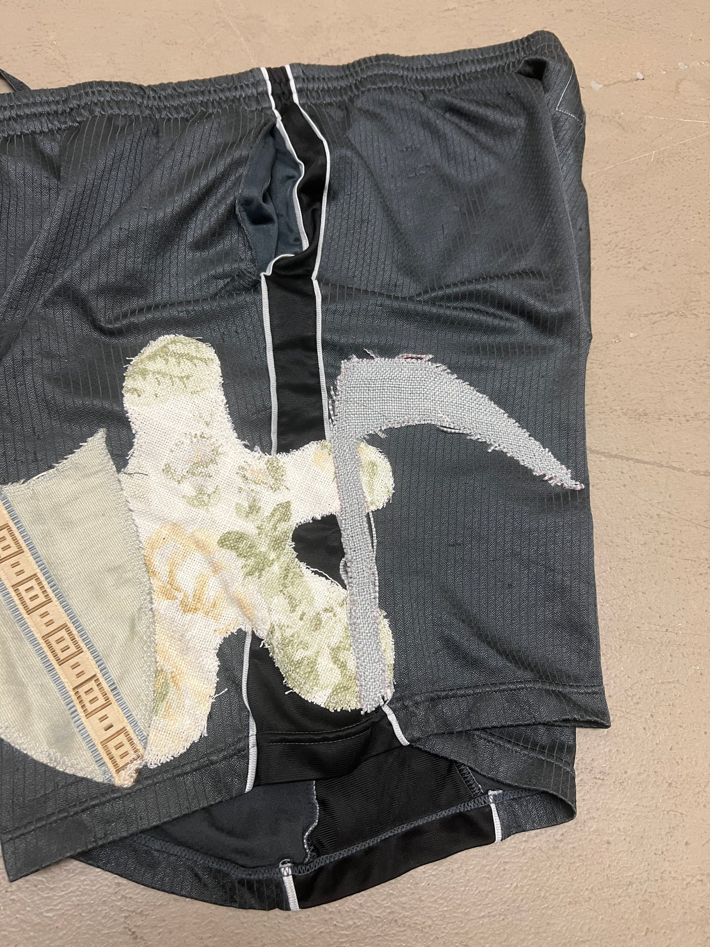 Wänelite 5 Basketball Shorts (XL)