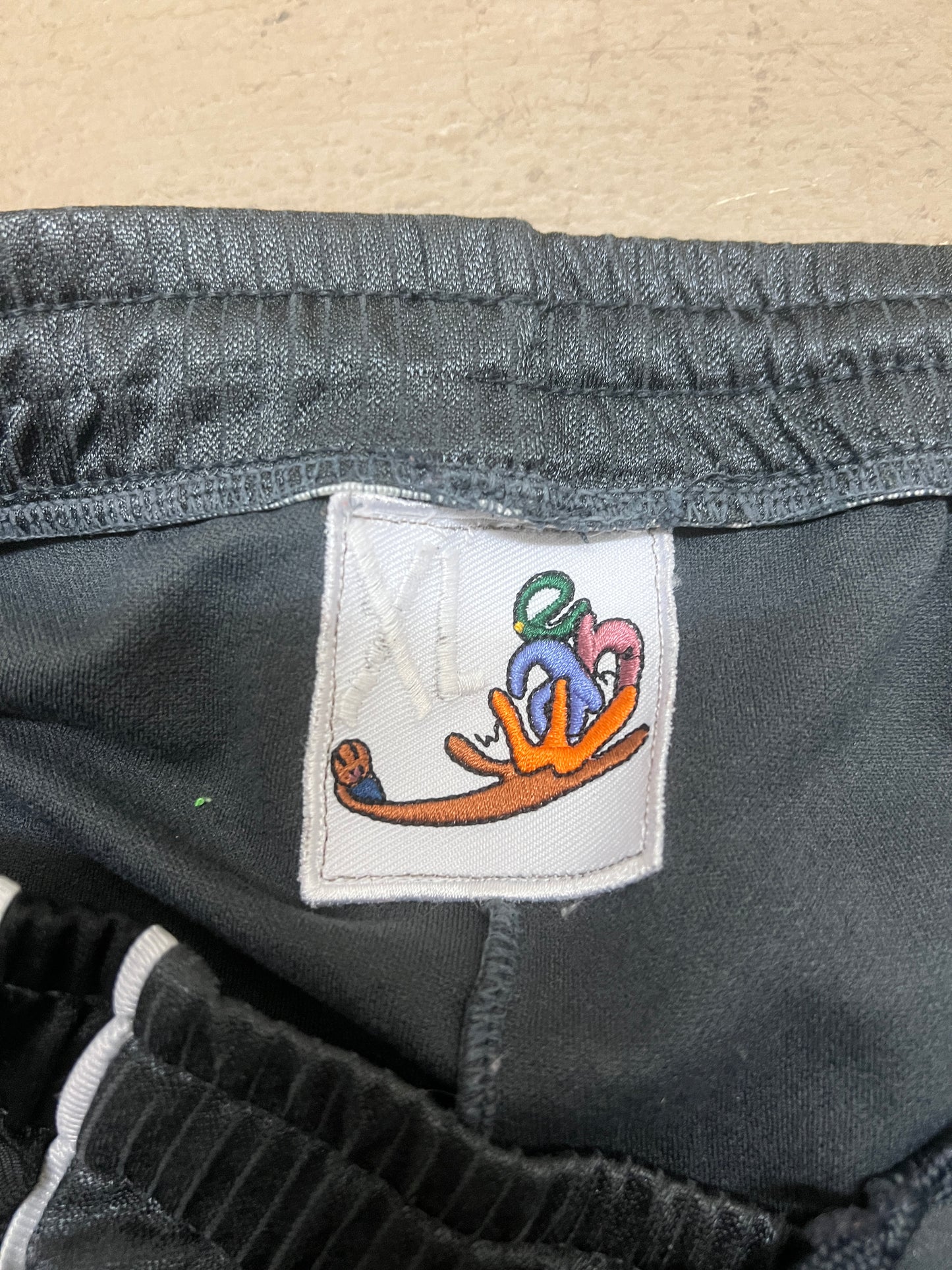 Wänelite 5 Basketball Shorts (XL)