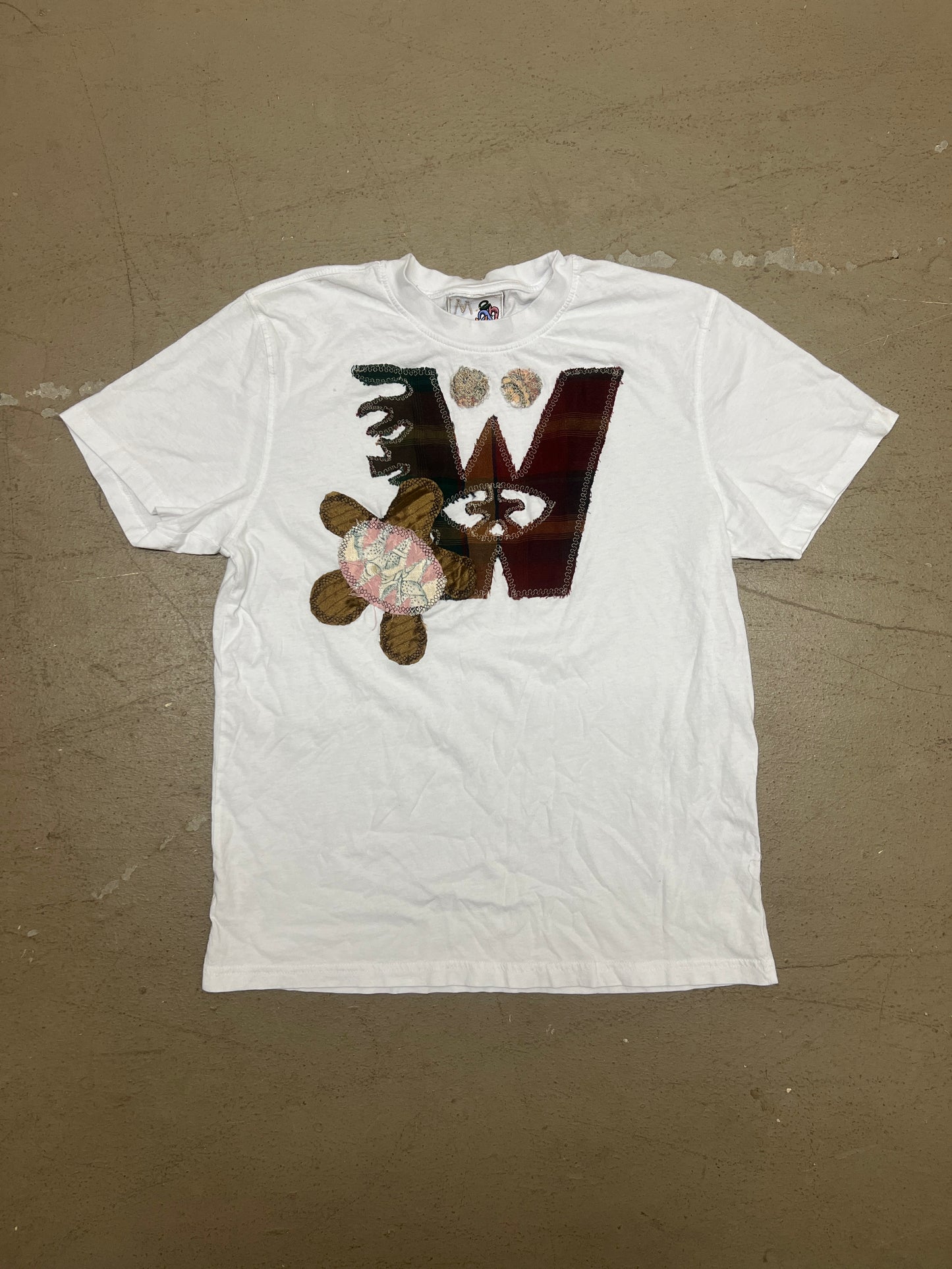 Wänelite 1 & 4 White Tee (M)