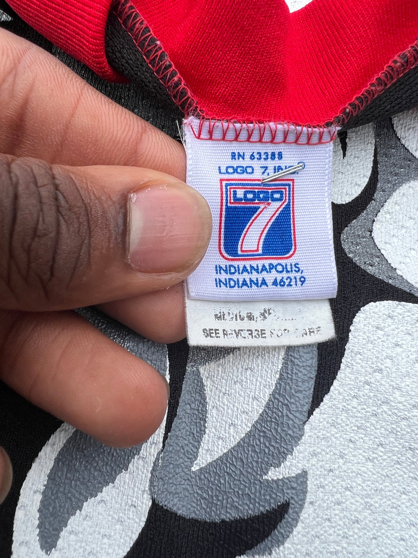 (L/S) Buffalo Sabres Dominic Hasek Split Sleeve Hockey Jersey (L)