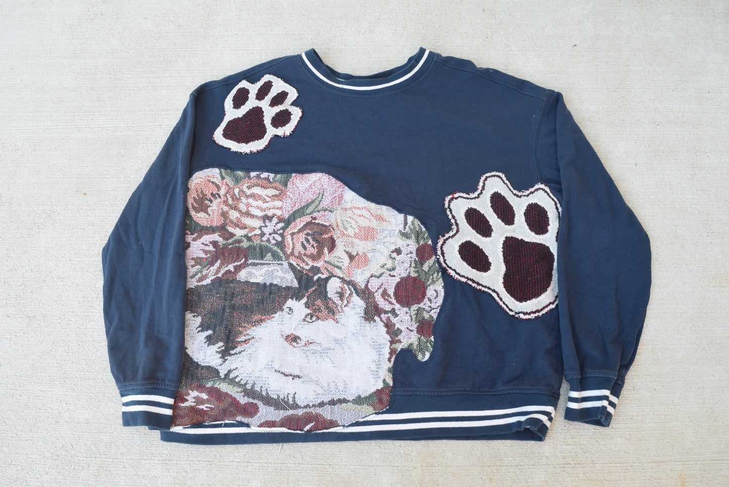 Navy Cat Portrait Crewneck (XL)