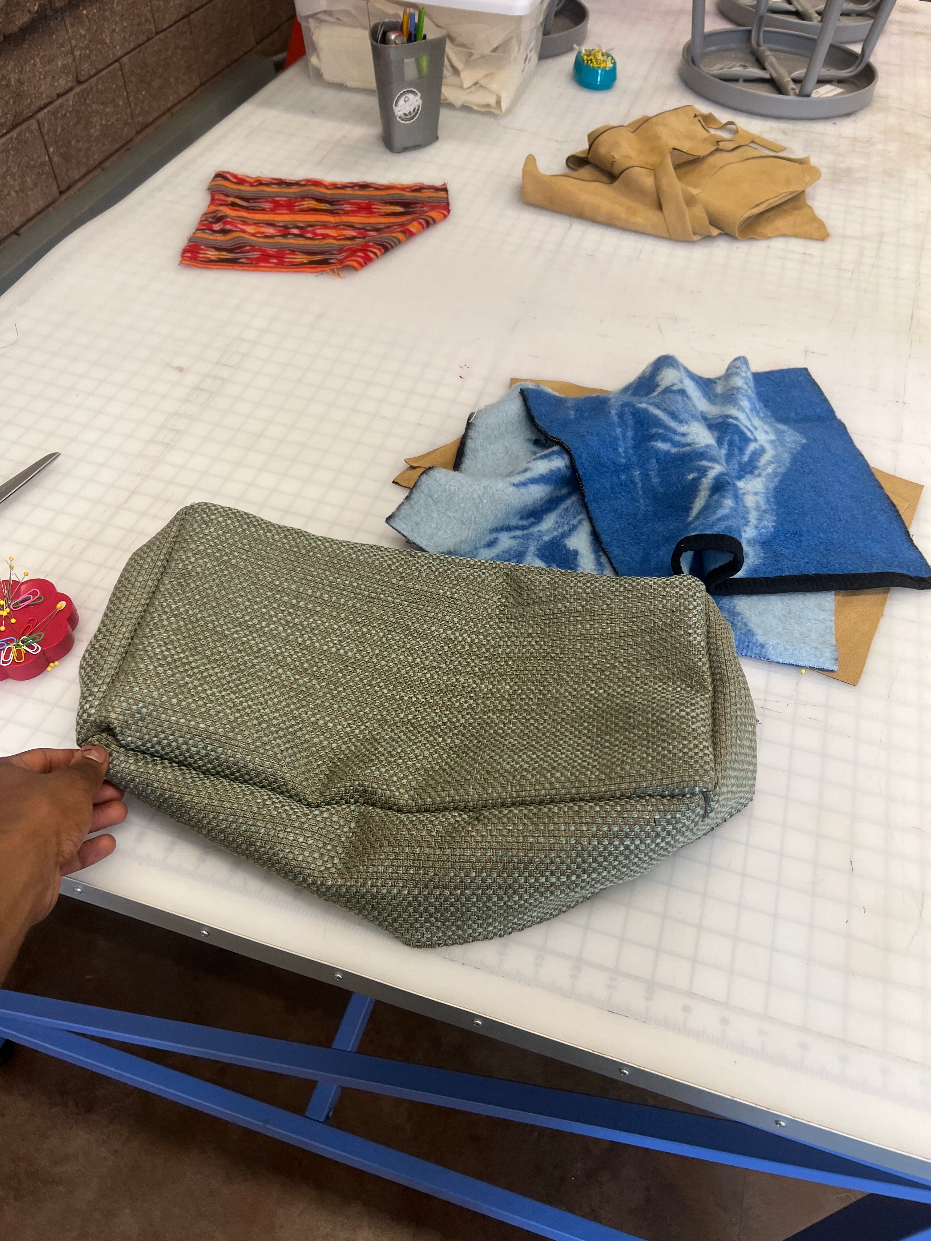 Suitcase Linings by wäne comissions