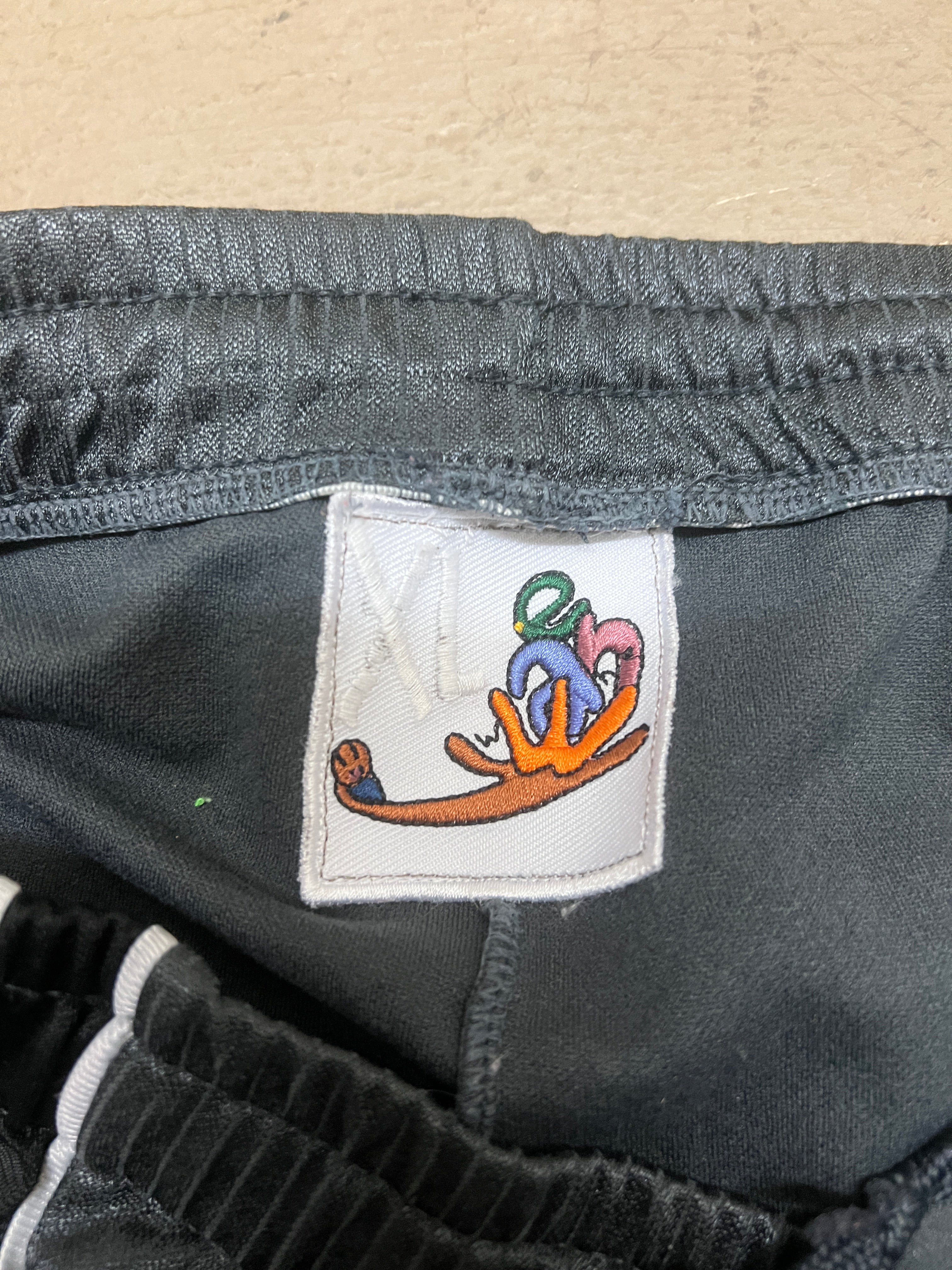 Wänelite 5 Basketball Shorts (XL)