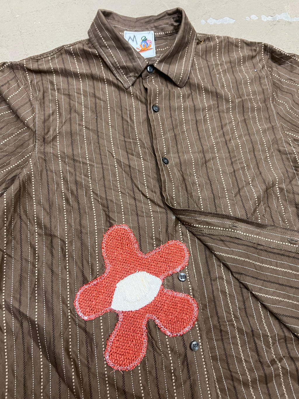 Wäne Seeing Eye Brown Button-Up (M)