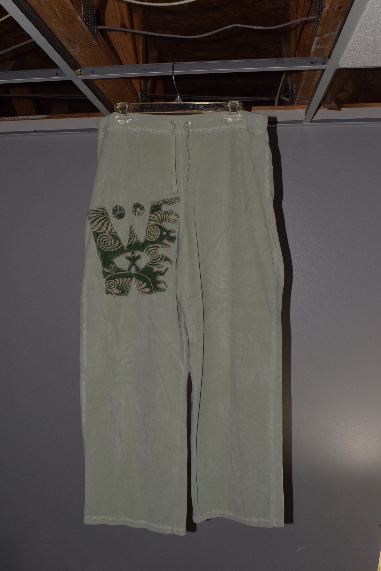 Wänelite 1 Sage Green Velour Sweatpants (L)