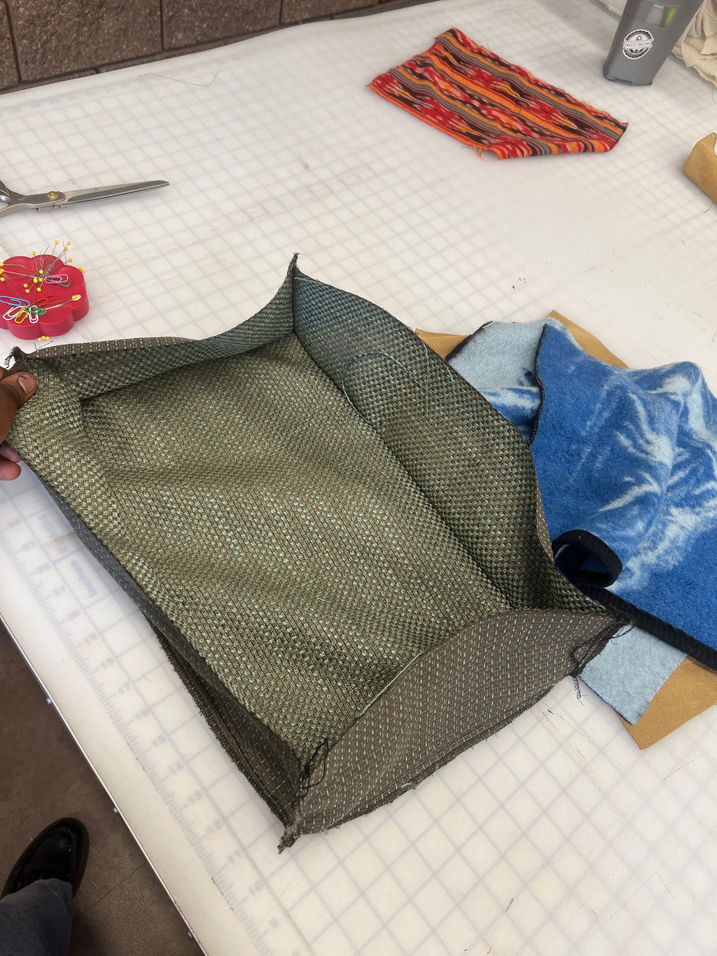 Suitcase Linings by wäne comissions