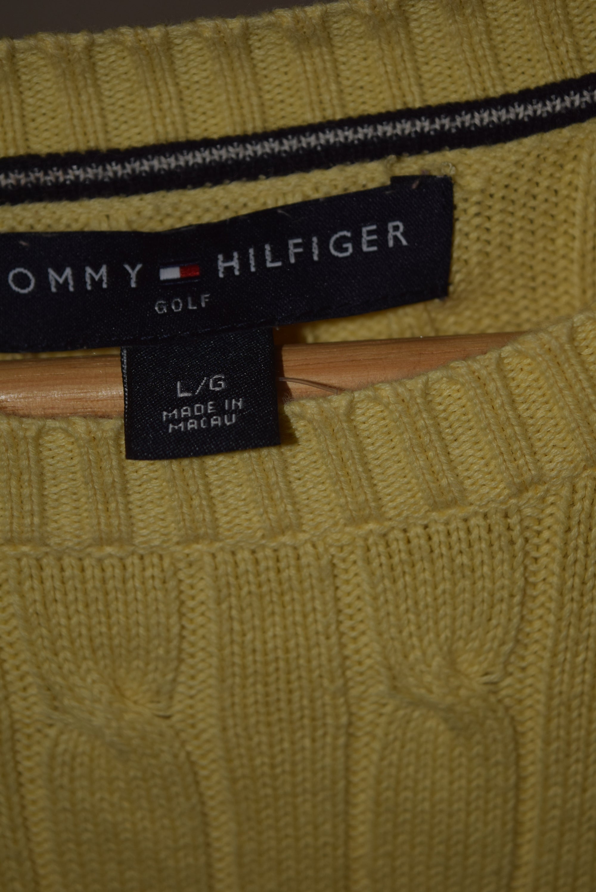 Wänelite -1 Yellow Sweater (L)