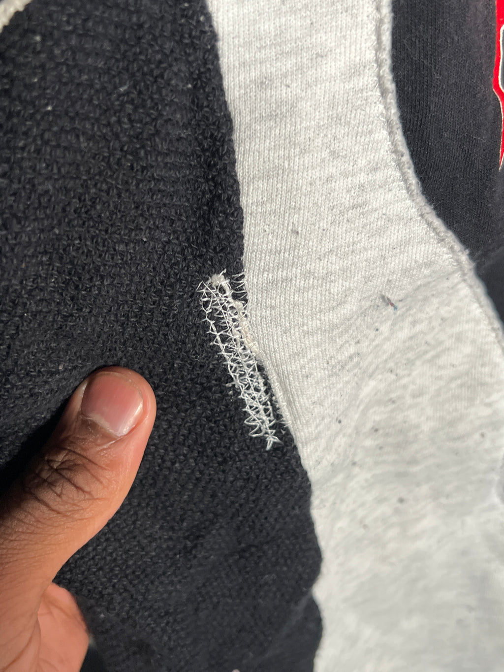 Atlanta Falcons "Dirty Birds" Split Sleeve Crewneck (L)