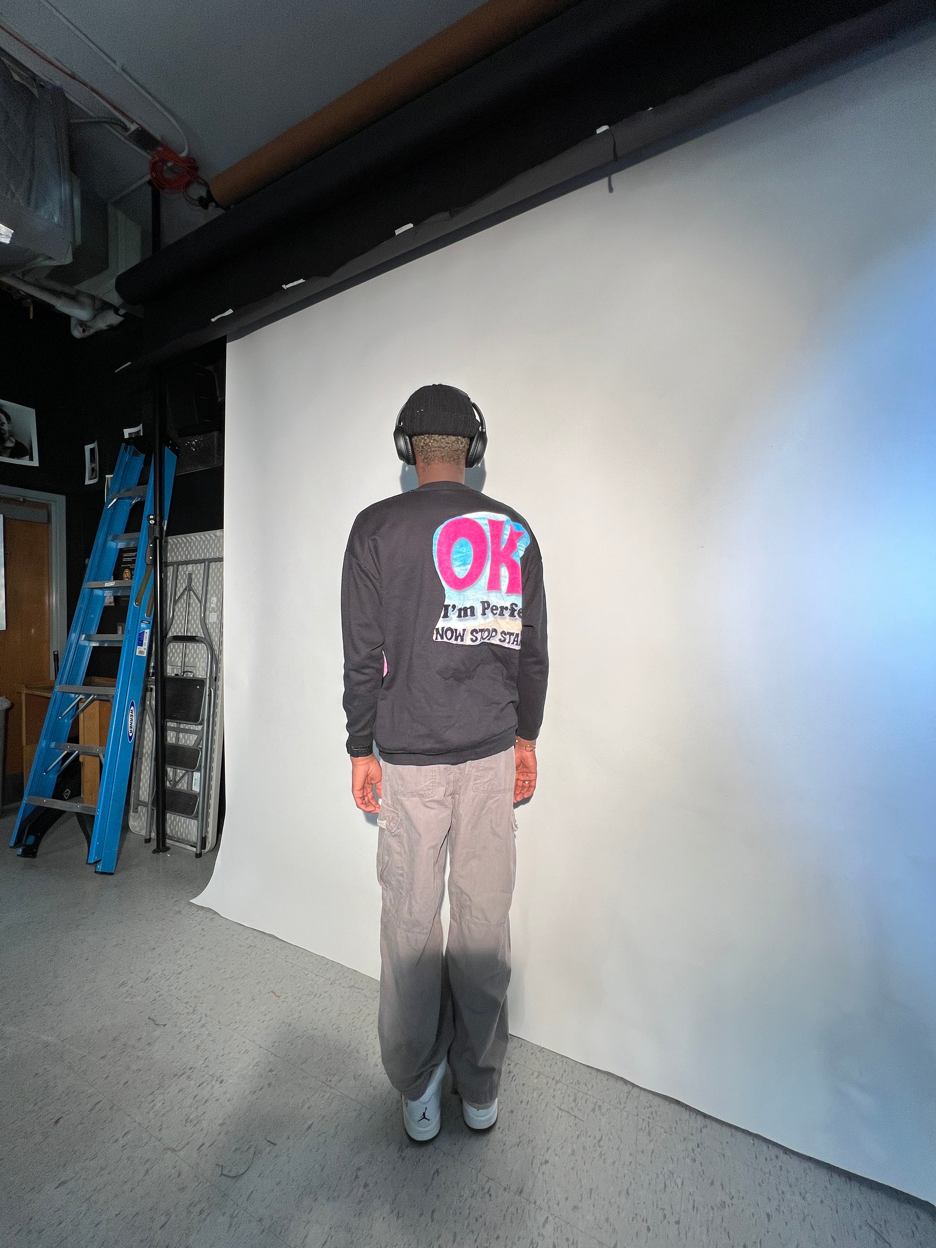 Okay I’m Perfect See Through Crewneck(L-XL)