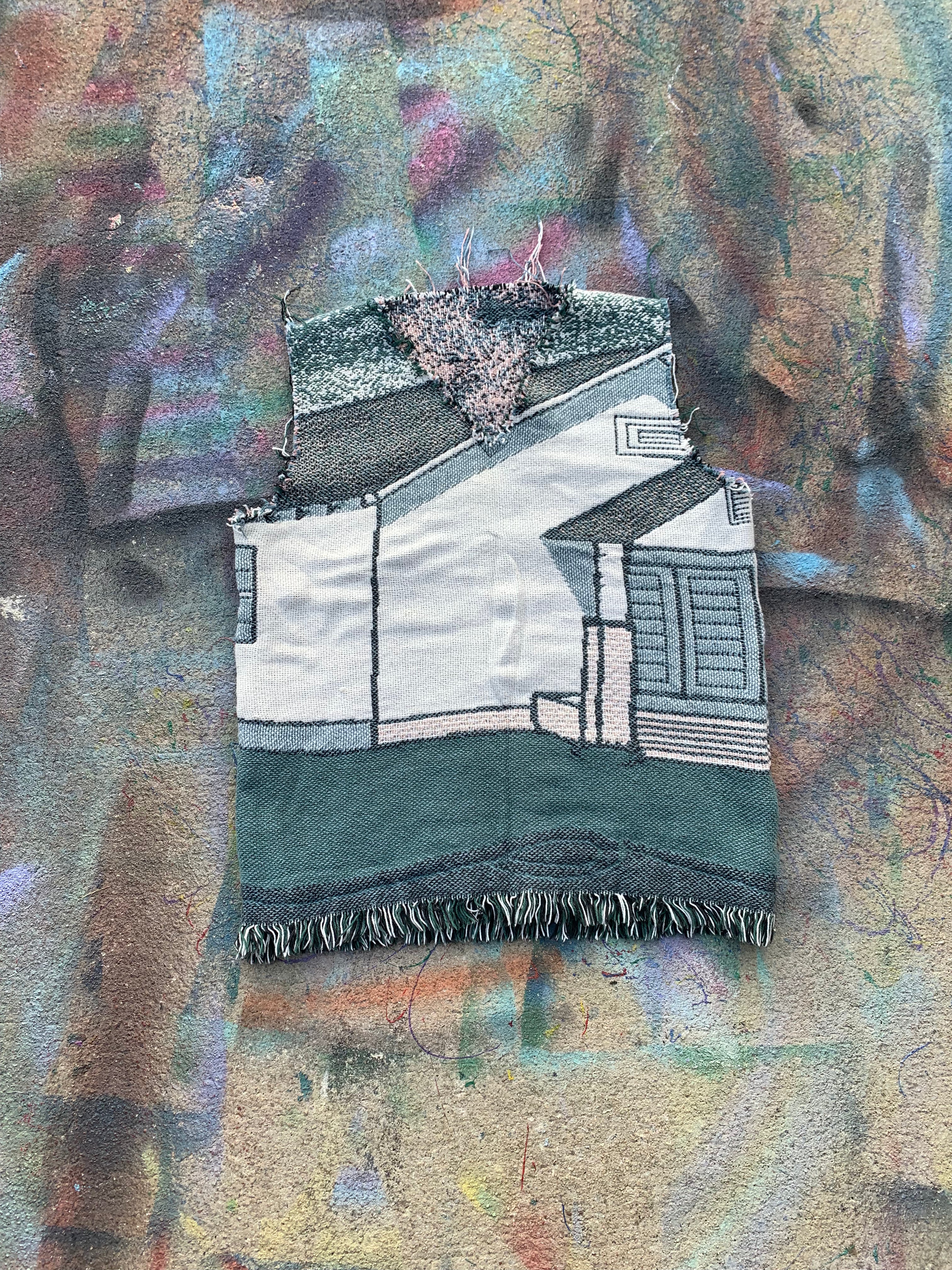 1/1 Tapestry Sweatervest (Green/White)- L