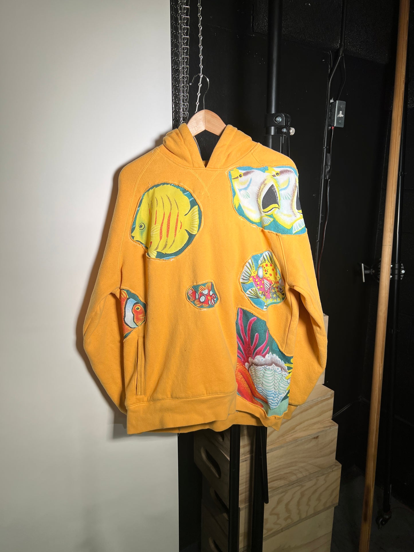 (LS) Yellow Aquarium Dive See-Through Hoodie (XL)