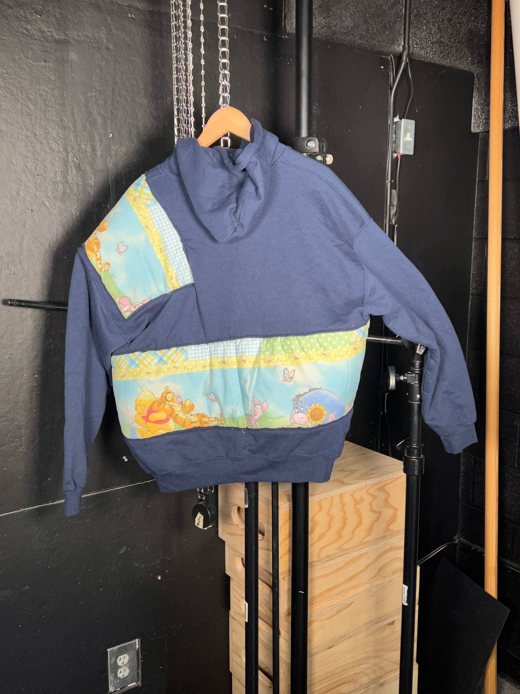 Winnie the Pooh Wrap Around Hoodie (XXL)