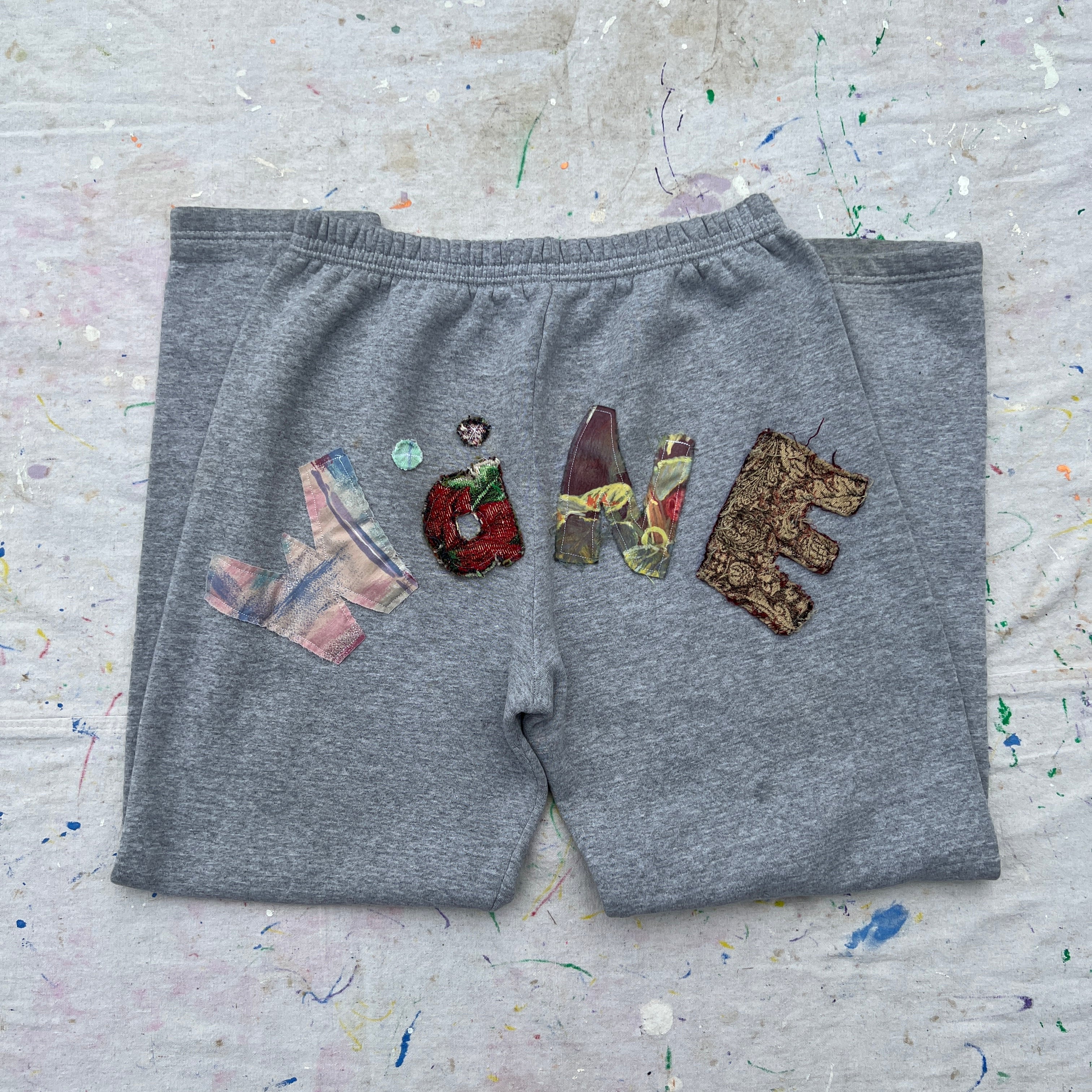 Wäne Wear Sweatpants (Multicolor/Grey)- L