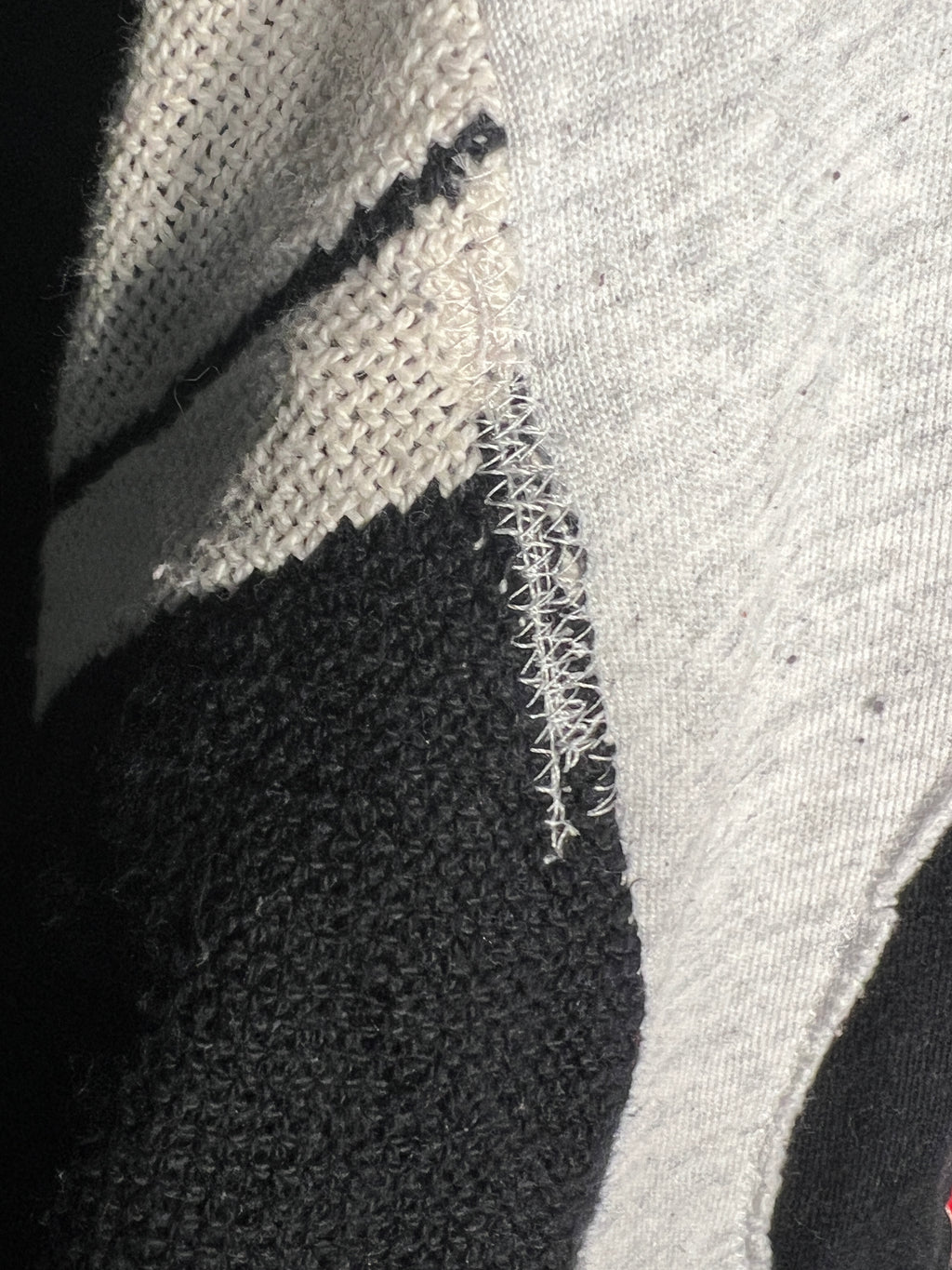 Atlanta Falcons "Dirty Birds" Split Sleeve Crewneck (L)