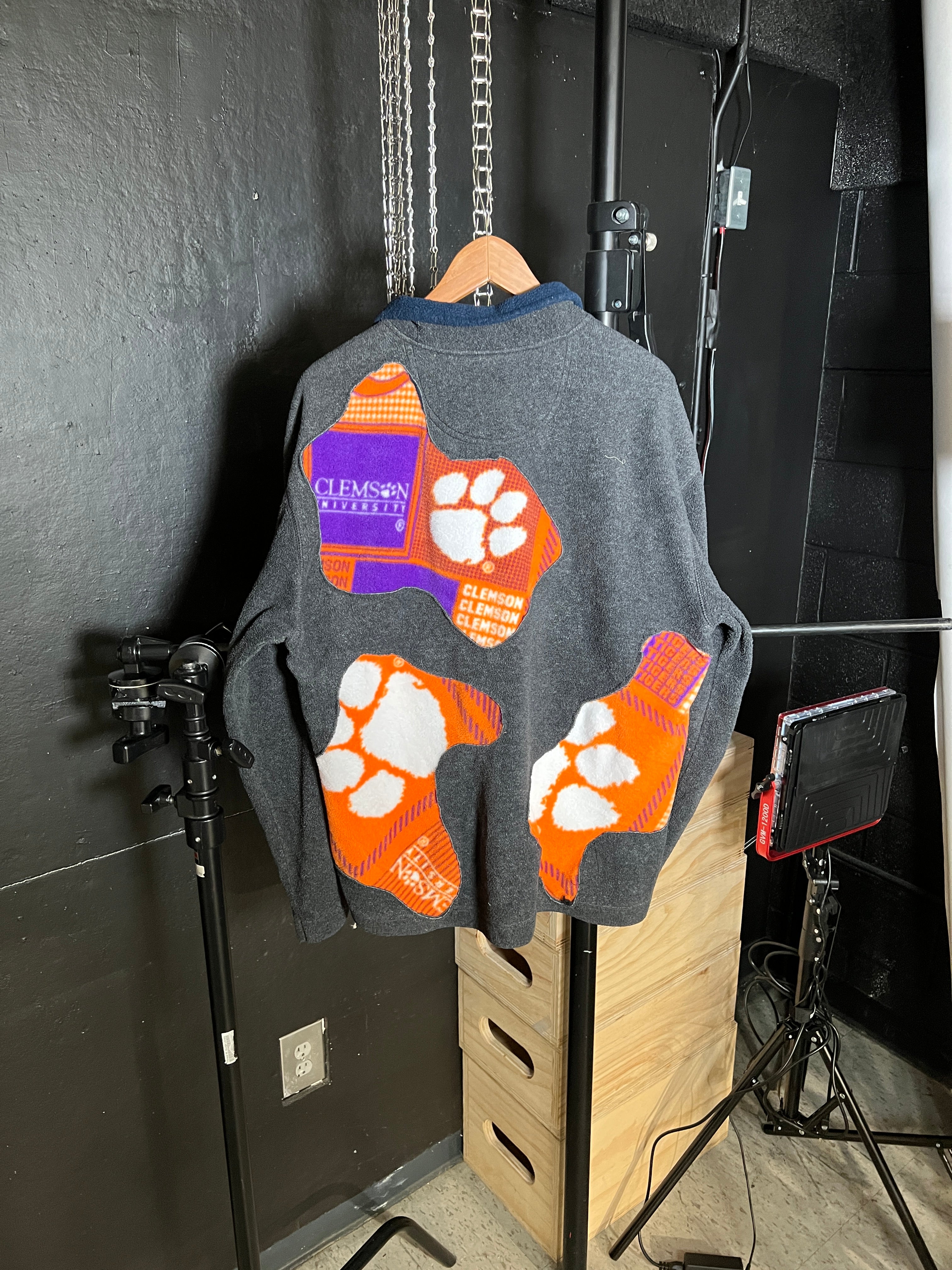 (LS) Scab Patches Quarterzip (Clemson University/Grey)- XL