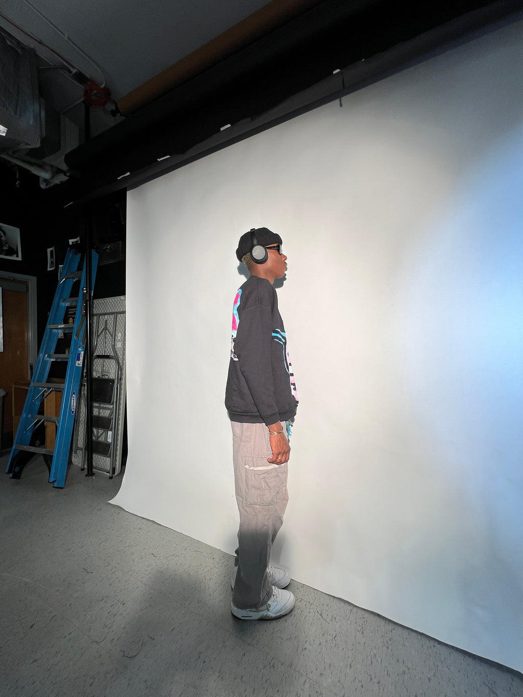 Okay I’m Perfect See Through Crewneck(L-XL)