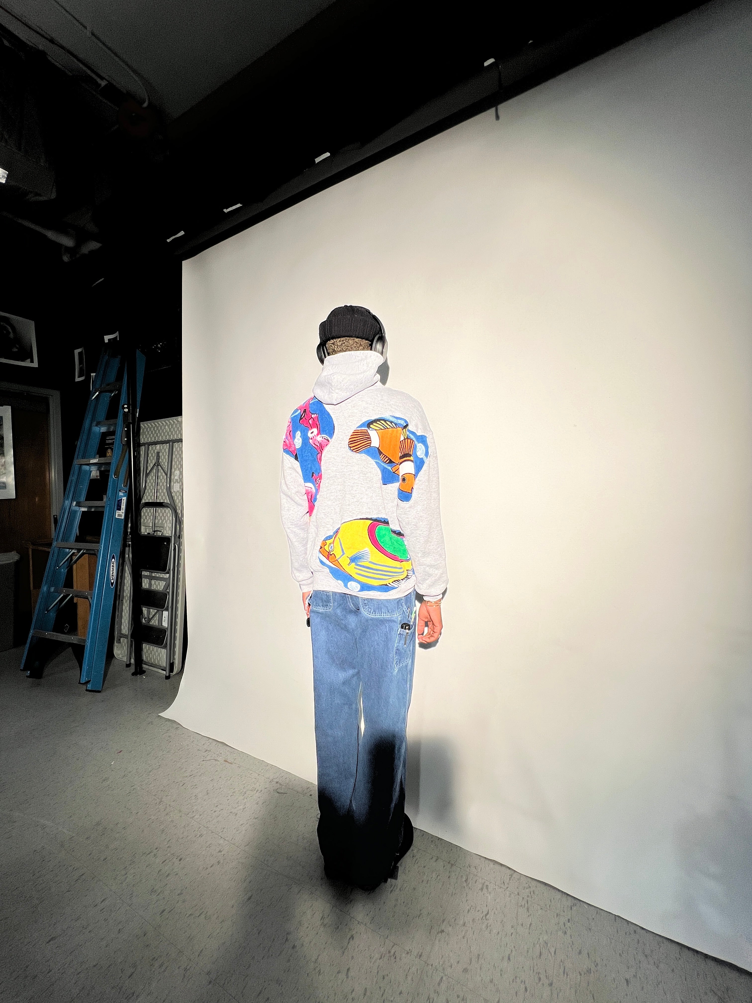 (LS) Grey Aquarium Dive See-Through Hoodie (XL)