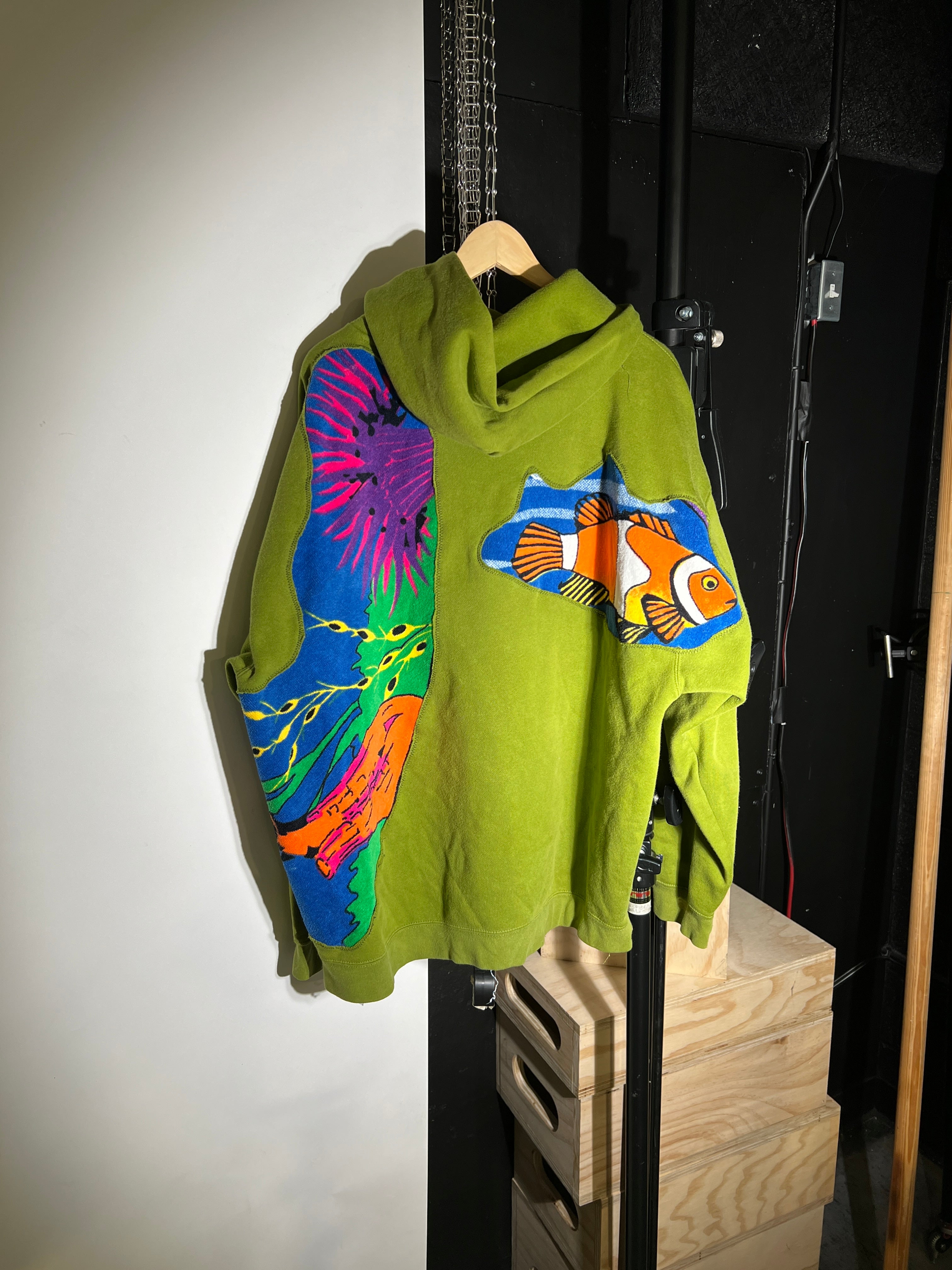 (LS) Green Aquarium Dive See-Through Hoodie (XXL)